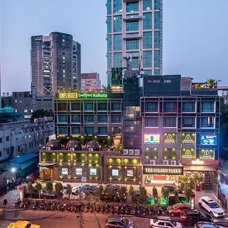 Golden Parkk Hotel Kolkata Exterior photo