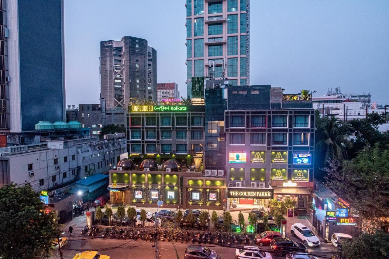 Golden Parkk Hotel Kolkata Exterior photo